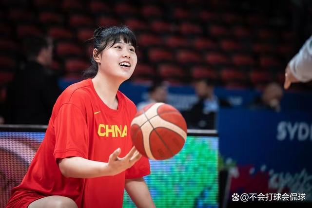 加拿大女篮实力强劲，助力球队晋级半决赛