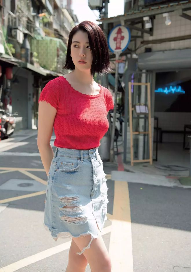 德赢游戏官网-卢旺达女足迎来突破，表现抢眼惊艳