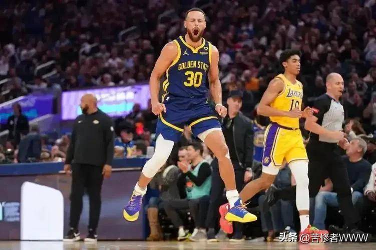 包含阿贝尔塞尔队备战下一轮比赛，全力以赴的词条